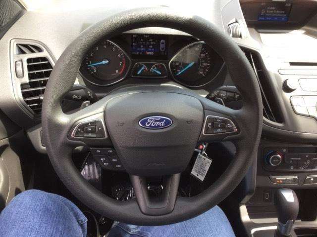 Ford Escape 2017 photo 21